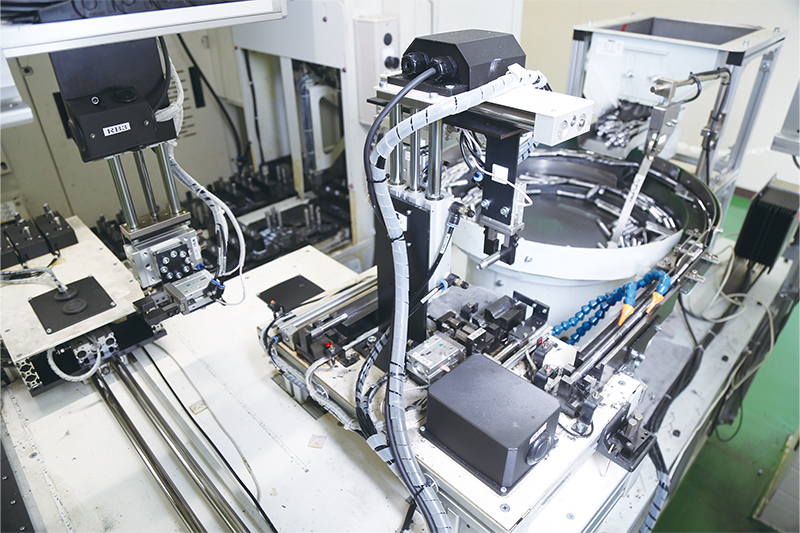 平行２軸型CNC旋盤｜株式会社ヤマキン