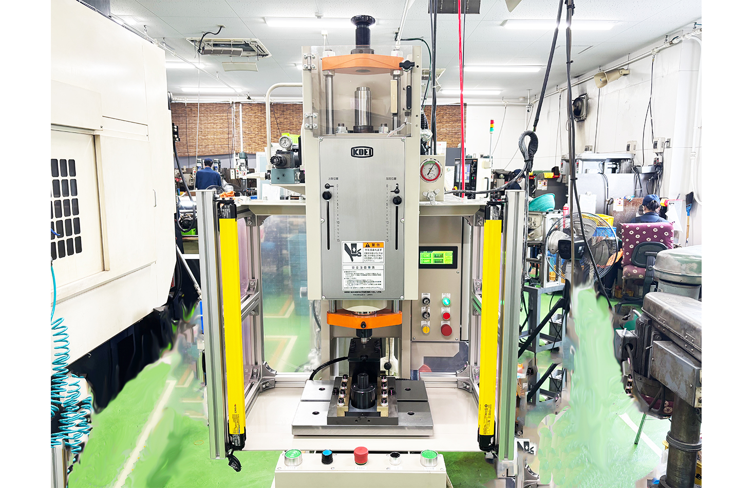 高速油圧ベンチプレス（矢打ち）