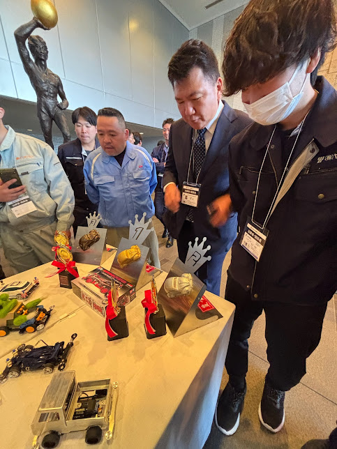 ☆第2回 あまがさき産業フェアカップ 製造業対抗ミニ四駆大会☆